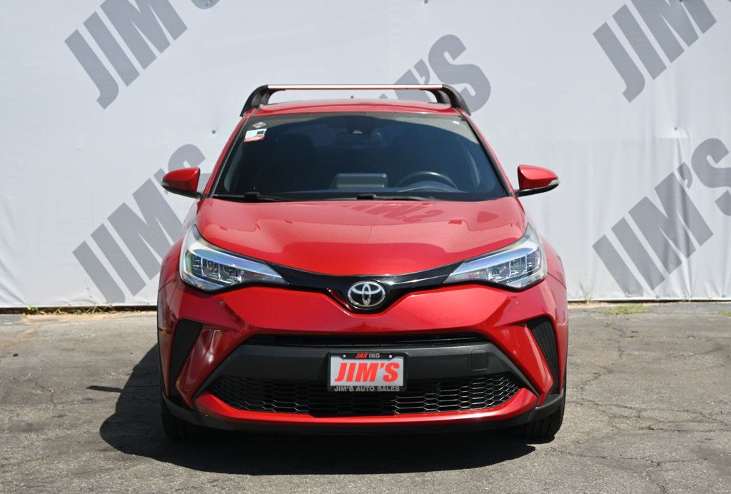 Toyota C-HR photo 2