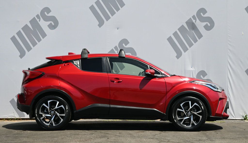 Toyota C-HR photo 4