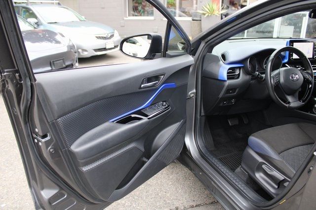 2020 Toyota C-HR XLE FWD - 22923296 - 13