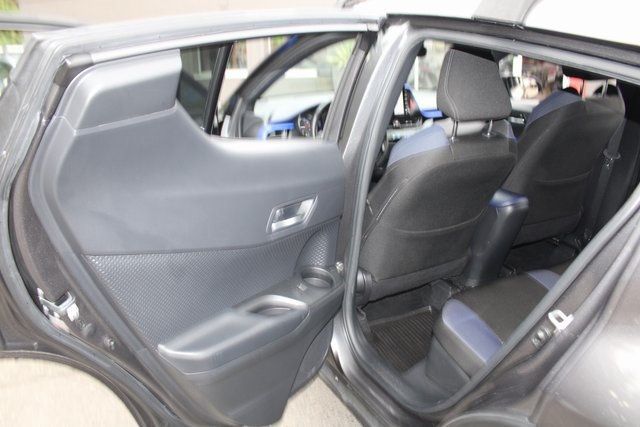 2020 Toyota C-HR XLE FWD - 22923296 - 15