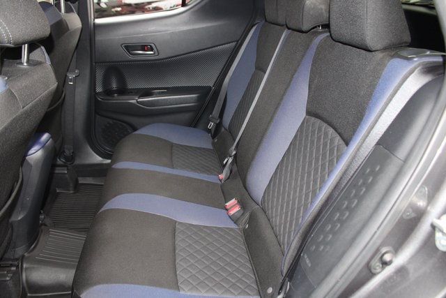 2020 Toyota C-HR XLE FWD - 22923296 - 16