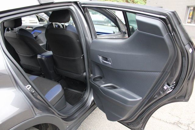 2020 Toyota C-HR XLE FWD - 22923296 - 18
