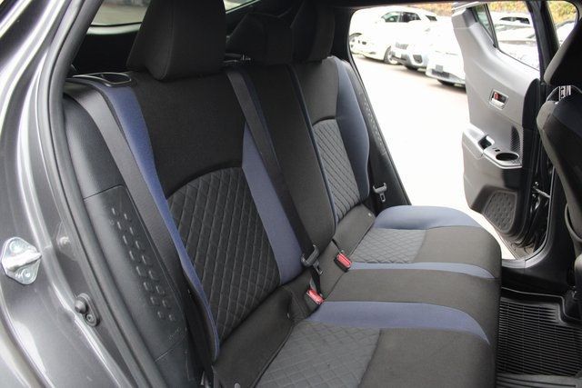 2020 Toyota C-HR XLE FWD - 22923296 - 19