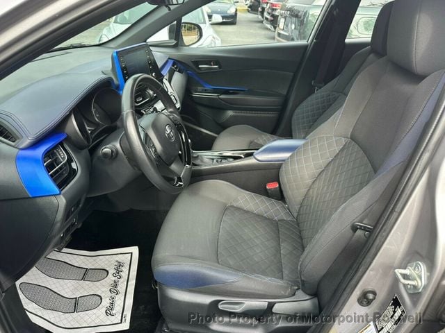 2020 Toyota C-HR XLE FWD - 22971355 - 9