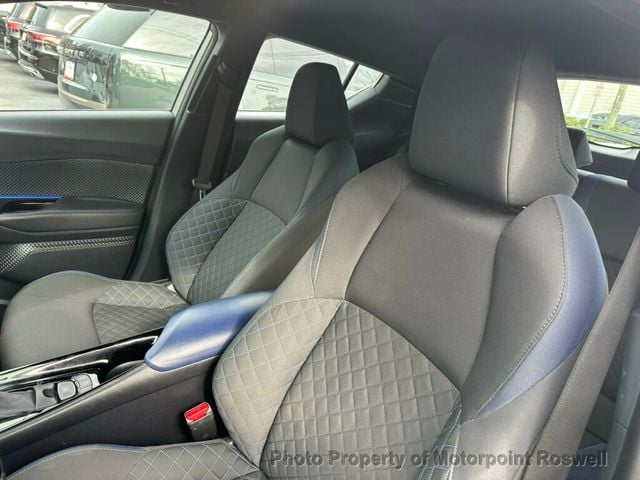 2020 Toyota C-HR XLE FWD - 22971355 - 10