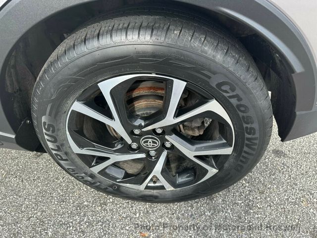 2020 Toyota C-HR XLE FWD - 22971355 - 24