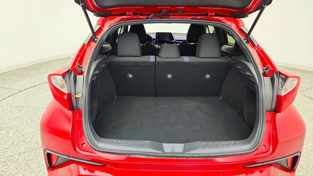 2020 Toyota C-HR XLE FWD - 23100396 - 16