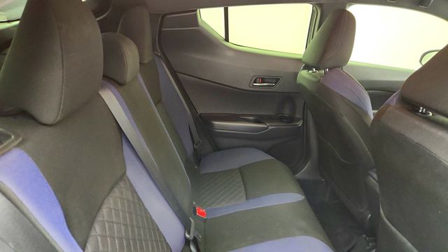 2020 Toyota C-HR XLE FWD - 23100396 - 17