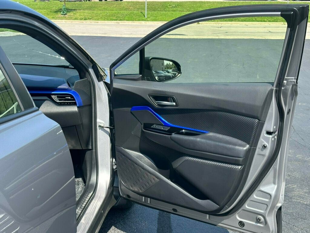 2020 Toyota C-HR XLE FWD - 23053093 - 16