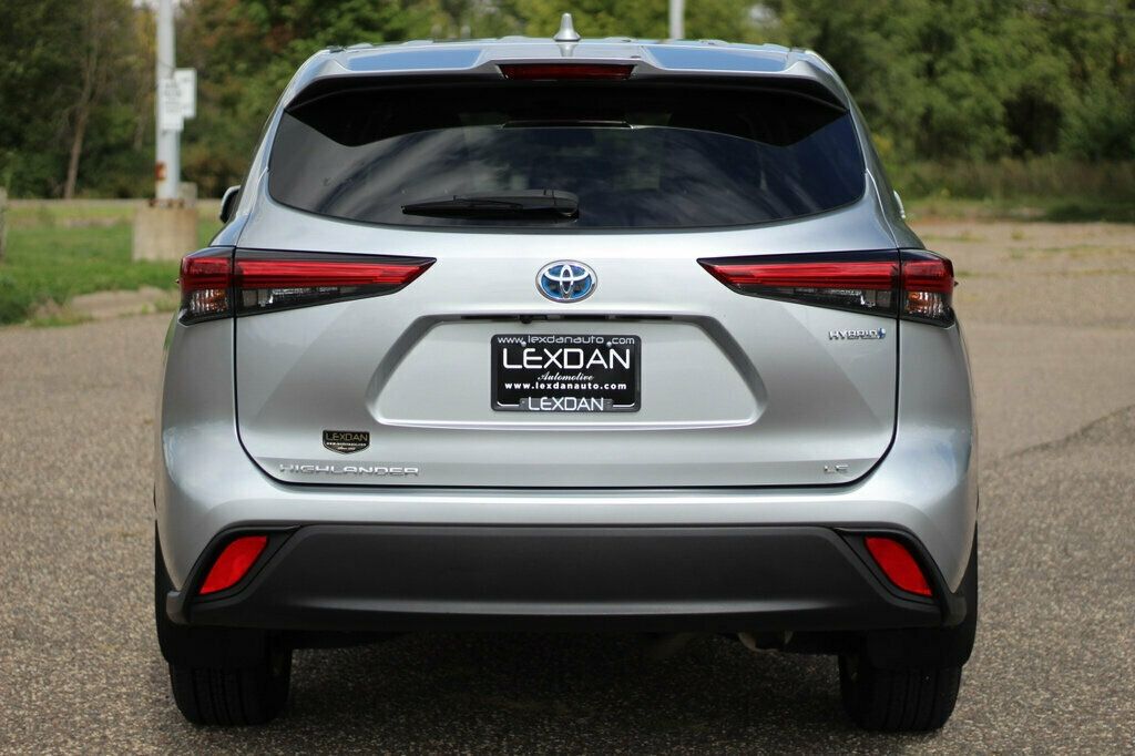 2020 Toyota Highlander LE Hybrid photo 4