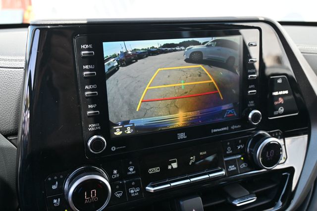 2020 Toyota Highlander Hybrid Limited FWD - 23059344 - 13