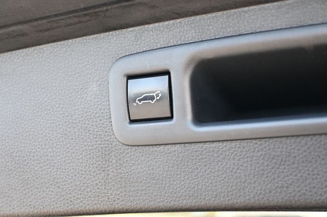 2020 Toyota Highlander Hybrid Limited FWD - 23059344 - 22