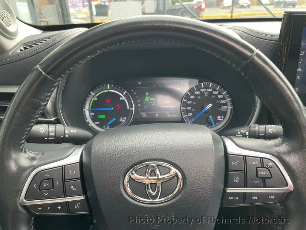2020 Toyota Highlander Hybrid Platinum photo 12