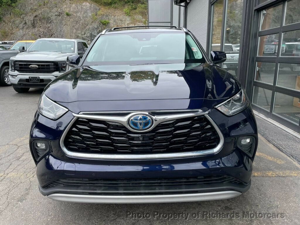 2020 Toyota Highlander Hybrid Platinum photo 3