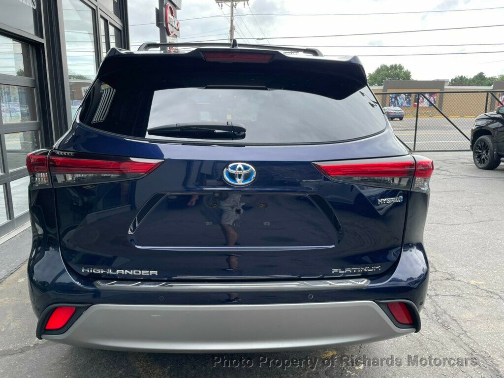 2020 Toyota Highlander Hybrid Platinum photo 6