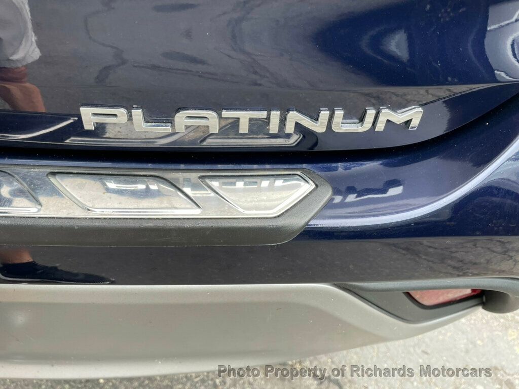 2020 Toyota Highlander Hybrid Platinum photo 8