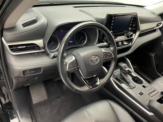 2020 Toyota Highlander Hybrid XLE AWD - 22937512 - 10
