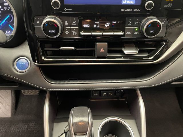 2020 Toyota Highlander Hybrid XLE AWD - 22937512 - 29