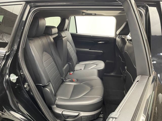 2020 Toyota Highlander Hybrid XLE AWD - 22937512 - 37