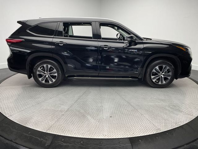 2020 Toyota Highlander Hybrid XLE AWD - 22937512 - 3