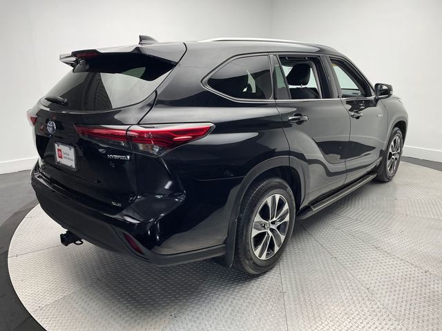 2020 Toyota Highlander Hybrid XLE AWD - 22937512 - 4