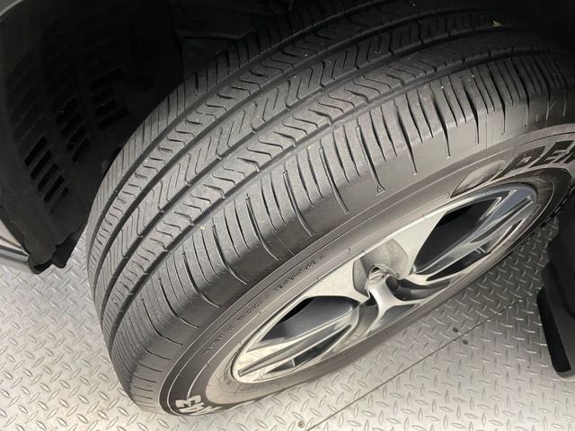 2020 Toyota Highlander Hybrid XLE AWD - 22937512 - 51