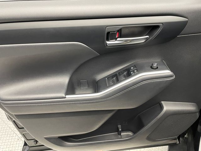 2020 Toyota Highlander Hybrid XLE AWD - 22937512 - 8