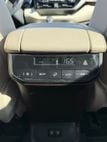 2020 Toyota Highlander Hybrid XLE AWD - 22673370 - 36