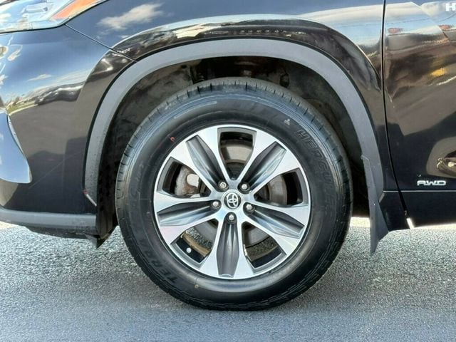 2020 Toyota Highlander Hybrid XLE AWD - 22673370 - 45