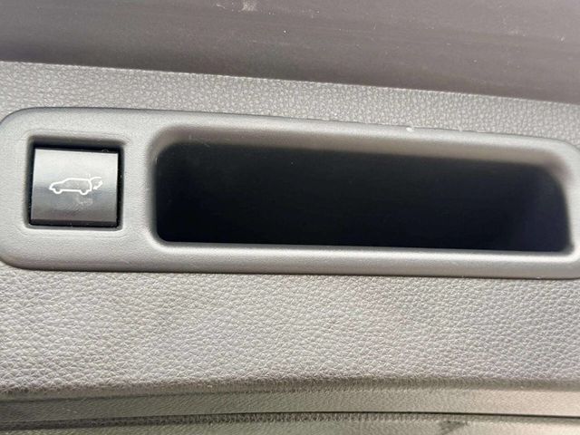 2020 Toyota Highlander LE AWD - 23023444 - 9