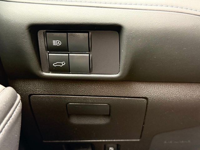 2020 Toyota Highlander LE AWD - 23023444 - 37