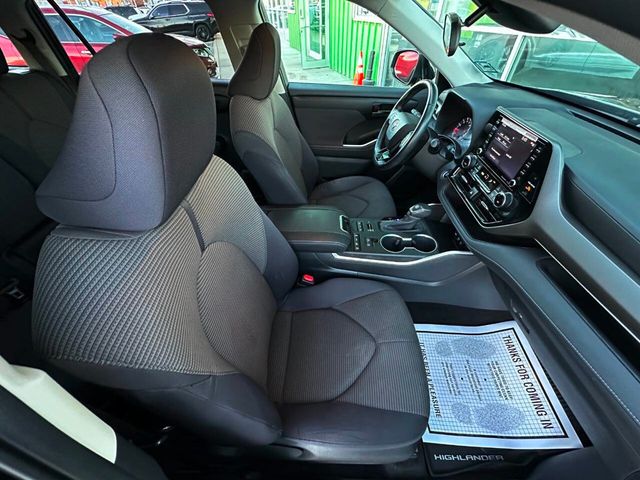 2020 Toyota Highlander LE AWD - 22947826 - 16