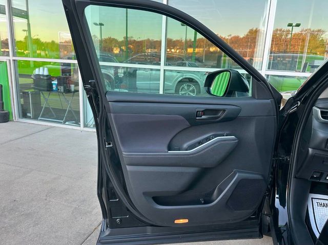 2020 Toyota Highlander LE AWD - 22947826 - 20