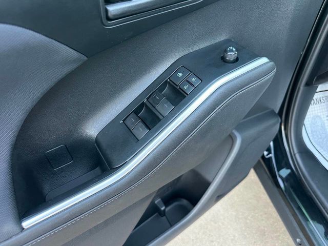 2020 Toyota Highlander LE AWD - 22947826 - 31