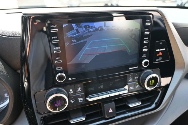 2020 Toyota Highlander L FWD - 23075246 - 11