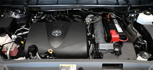 2020 Toyota Highlander L FWD - 23075246 - 18