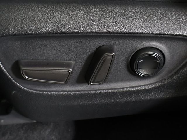 2020 Toyota Highlander Limited FWD - 22889161 - 31