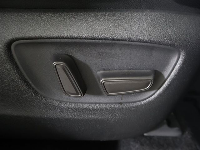 2020 Toyota Highlander Limited FWD - 22889161 - 32