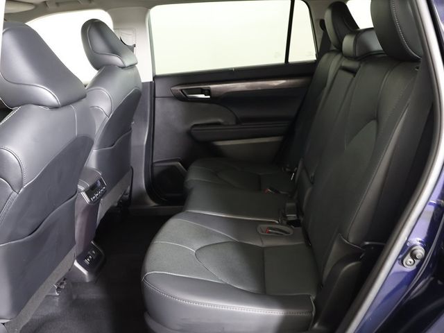 2020 Toyota Highlander Limited FWD - 22889161 - 33