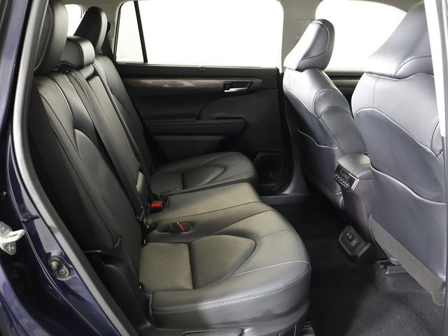 2020 Toyota Highlander Limited FWD - 22889161 - 34