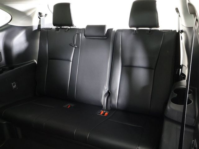 2020 Toyota Highlander Limited FWD - 22889161 - 35