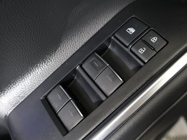 2020 Toyota Highlander Limited FWD - 22889161 - 38