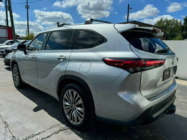 2020 Toyota Highlander Local Trade/AWD/Blind Spot Monitor/Heated Leather Seats/Sunroof - 22599647 - 2