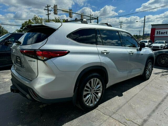 2020 Toyota Highlander Local Trade/AWD/Blind Spot Monitor/Heated Leather Seats/Sunroof - 22599647 - 4