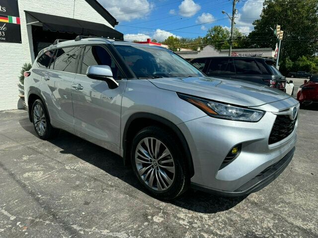 2020 Toyota Highlander Local Trade/AWD/Blind Spot Monitor/Heated Leather Seats/Sunroof - 22599647 - 6