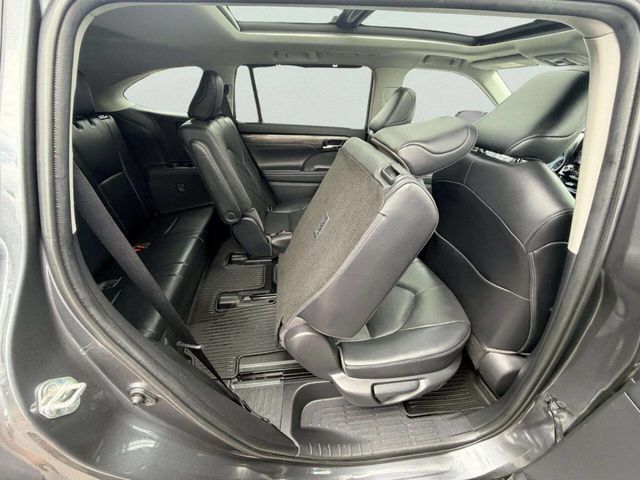 2020 Toyota Highlander Platinum AWD - 23042989 - 30