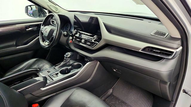 2020 Toyota Highlander Platinum AWD - 23004259 - 26