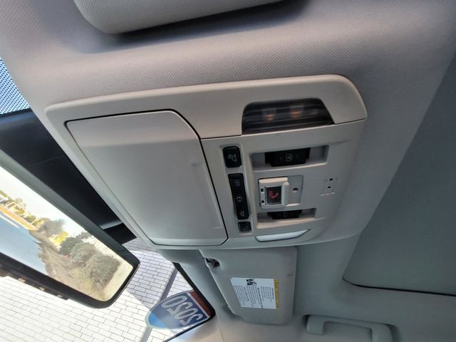 2020 Toyota Highlander Platinum FWD - 22734181 - 32