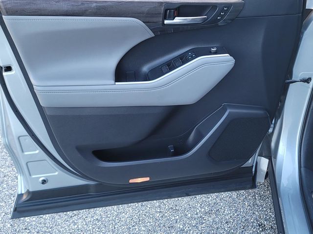 2020 Toyota Highlander Platinum FWD - 22734181 - 36