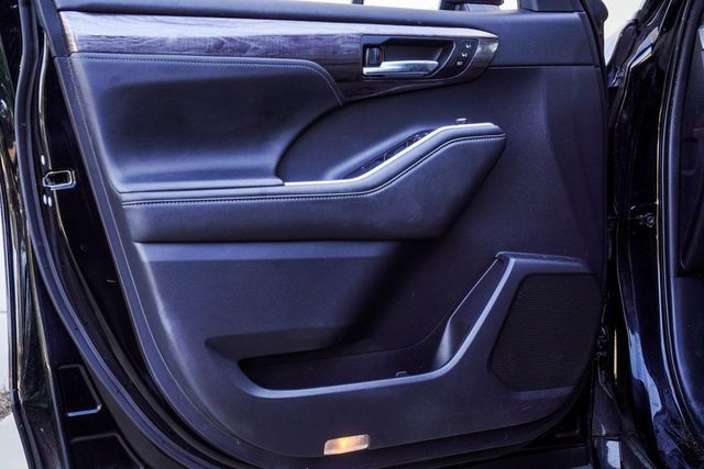 2020 Toyota Highlander Platinum FWD - 22926334 - 14